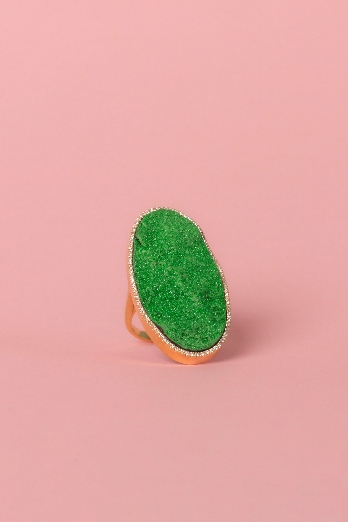 Objet trouvé N°37, AYALA ring, grass green