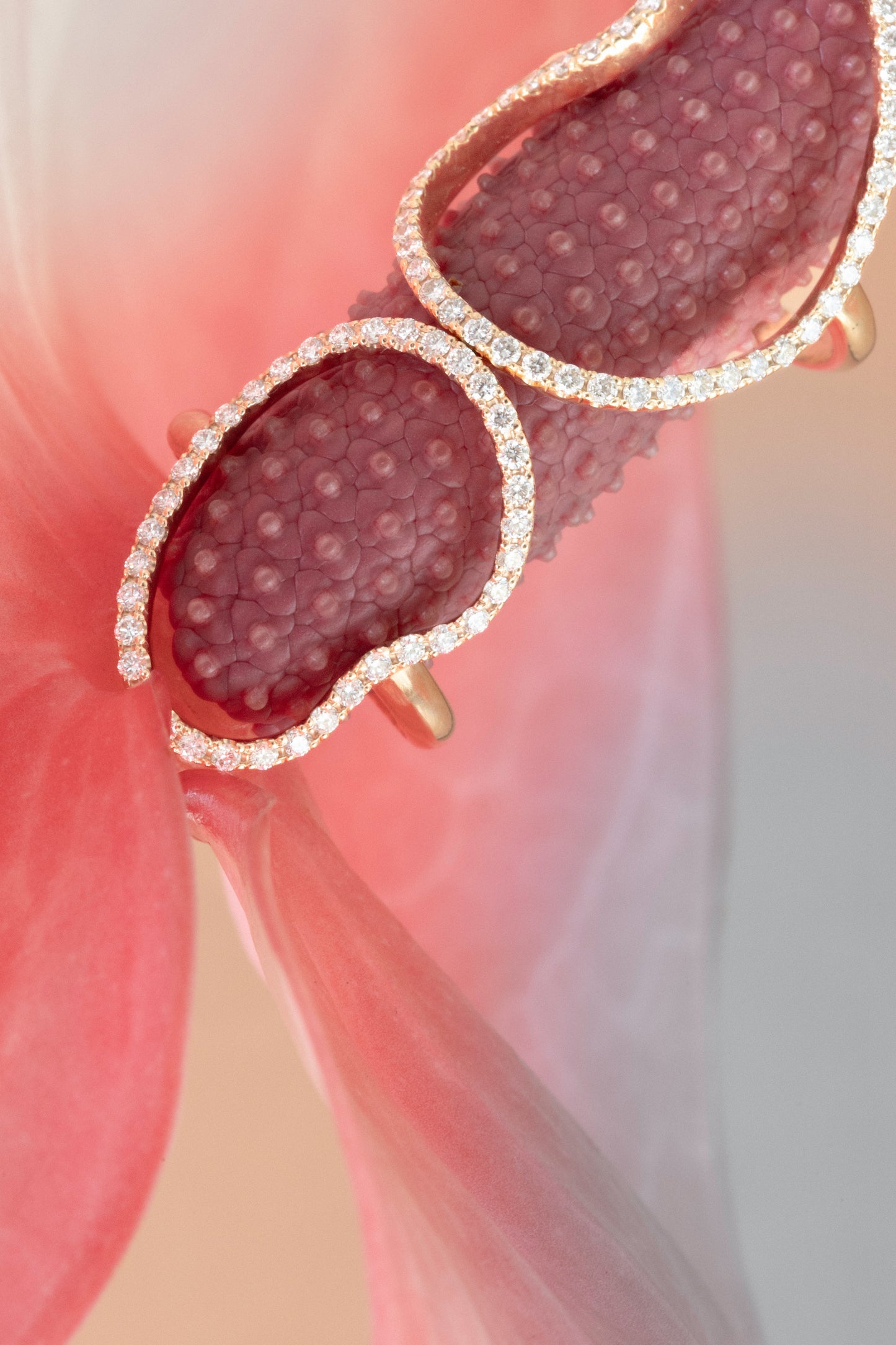 AIRE ring, diamonds (large)