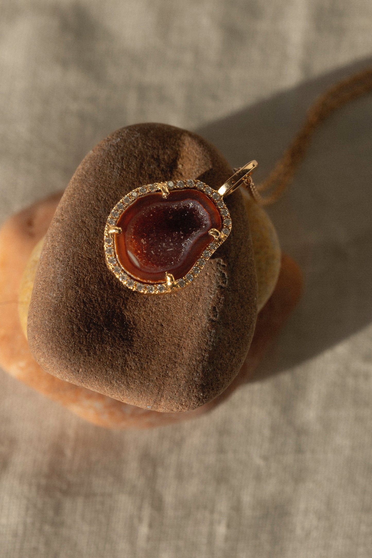LOUISE pendant, burgundy