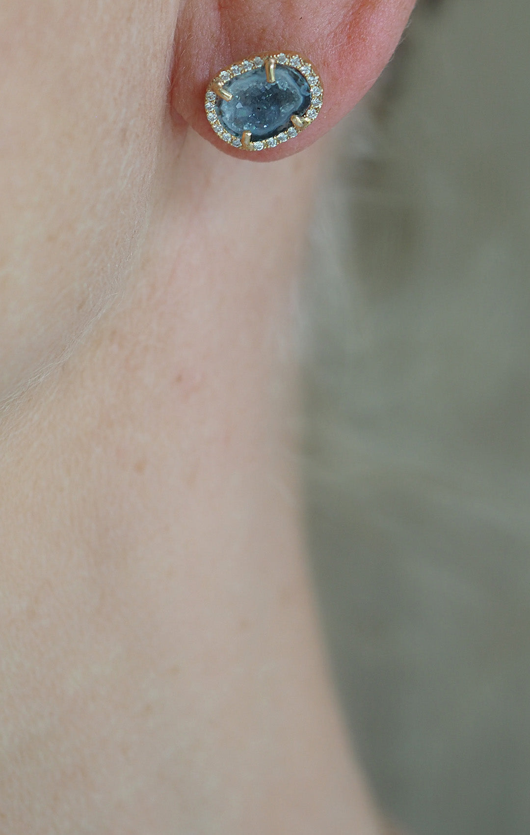 APRIL studs, blue
