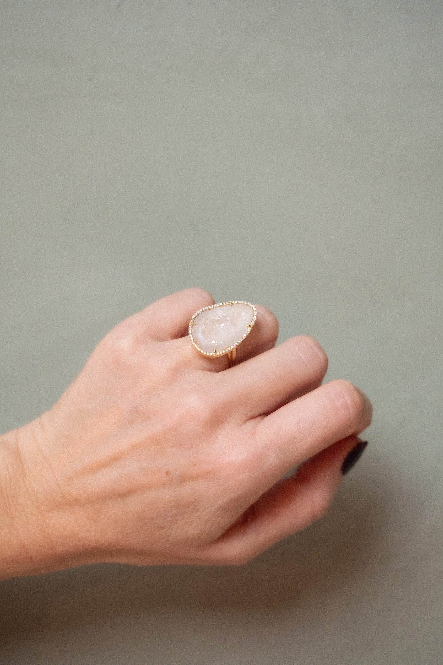 ROCKY ring, vanilla (yellow gold)
