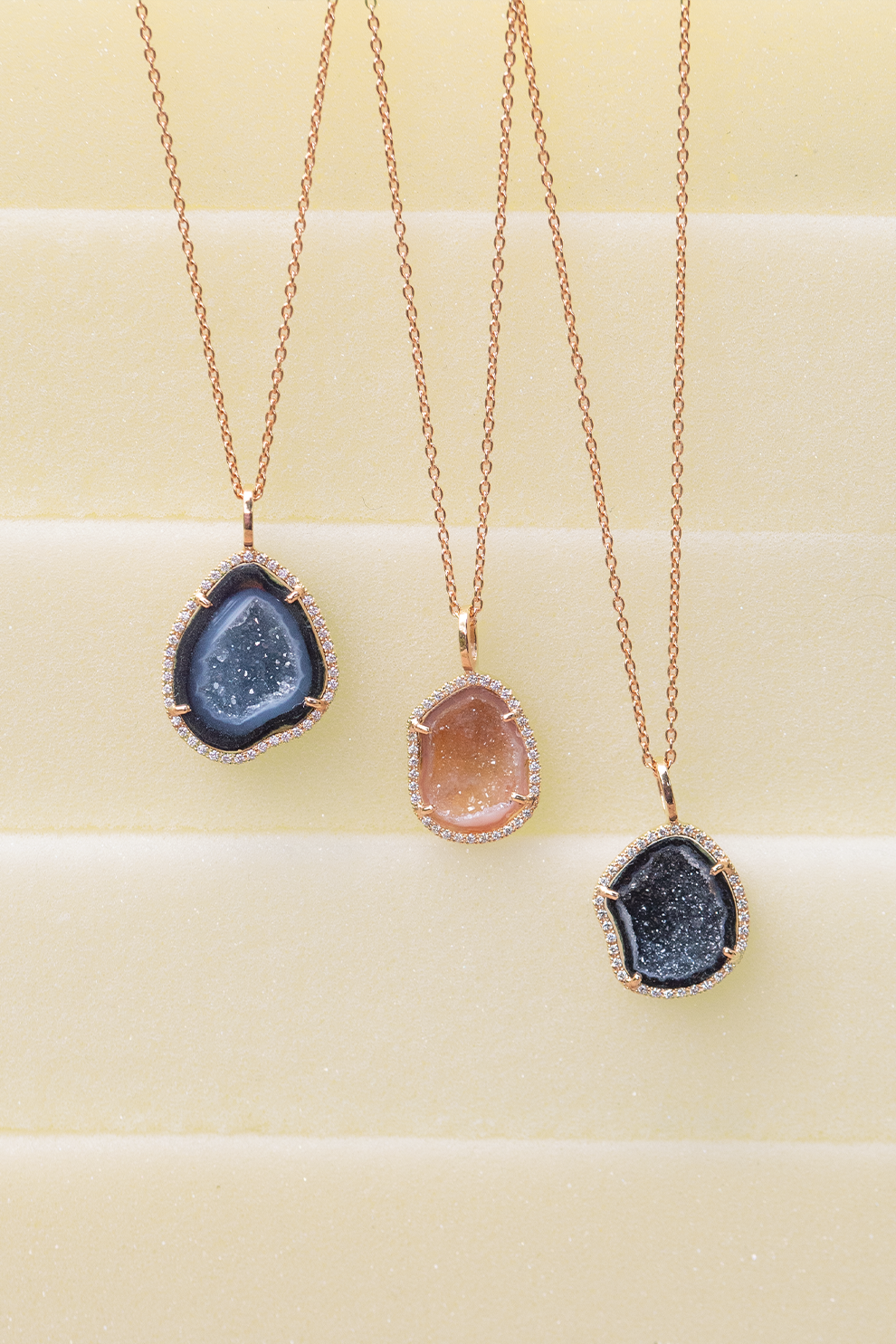 LOUISE pendant, black/blue