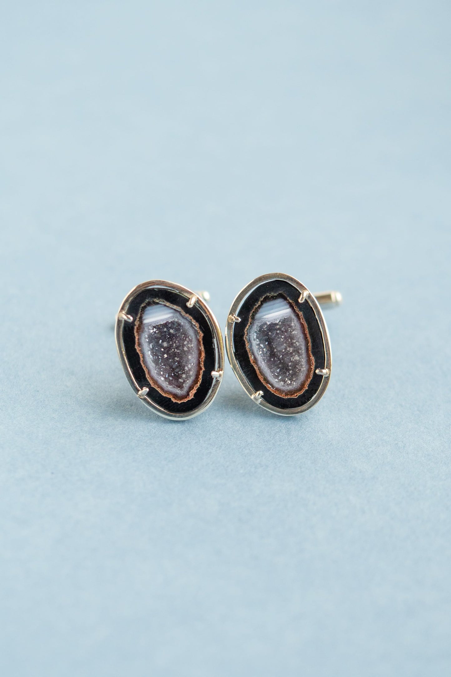 Cufflinks, brown / black