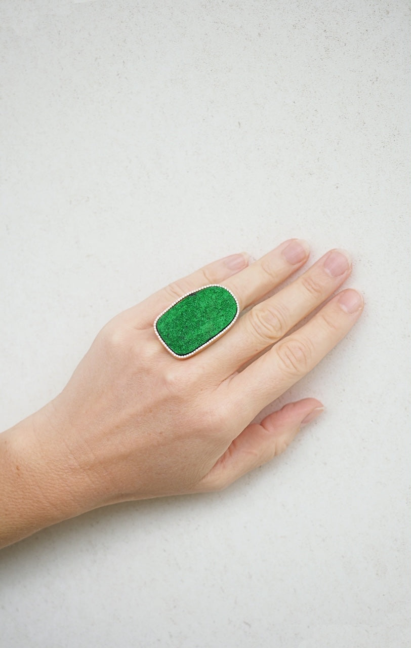 ASTRID ring, green mineral