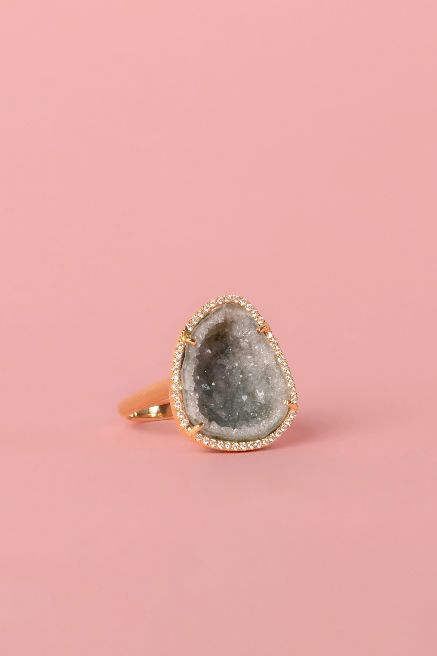 Objet trouvé N°12, Rocky ring, celadon