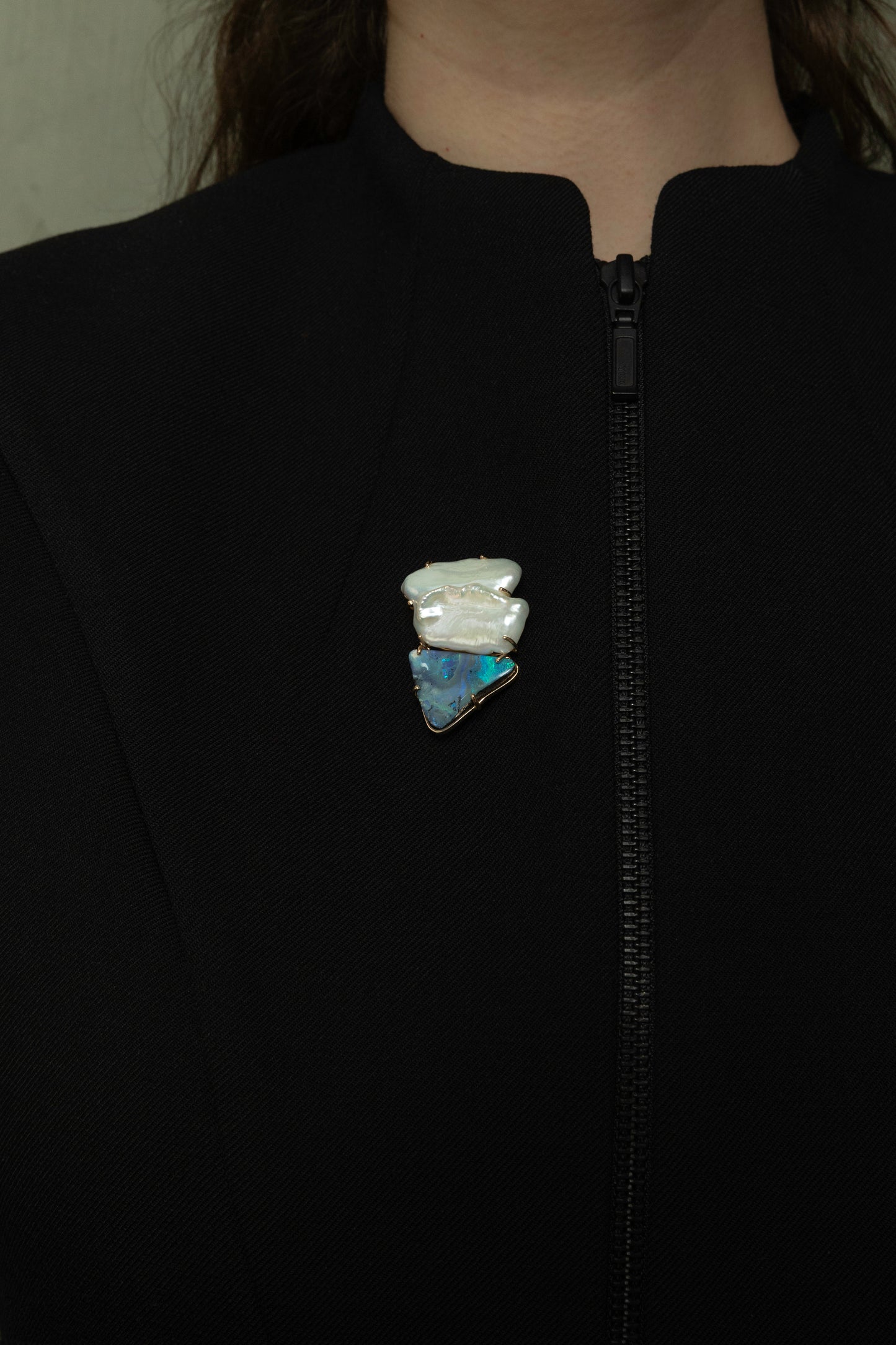 Objet trouvé N°43, BROOCH