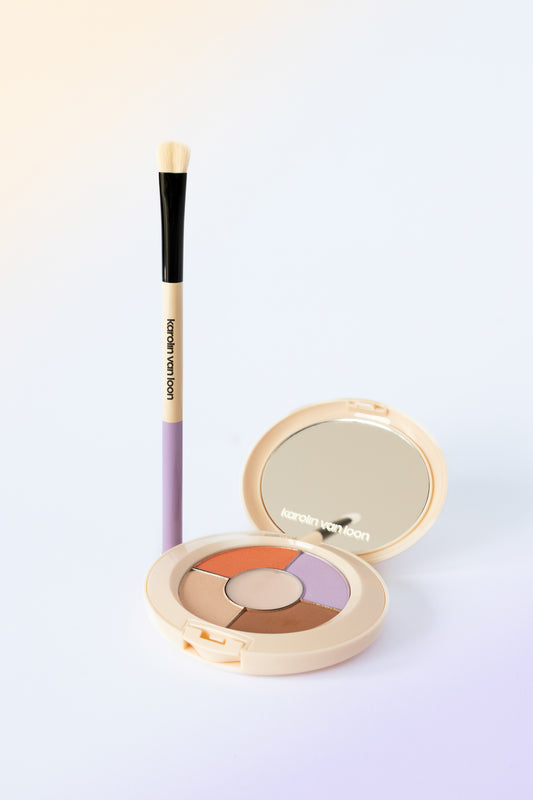 All Eyes On You (Dolce Vita Eyeshadow Palette + Secret Shadow Brush)