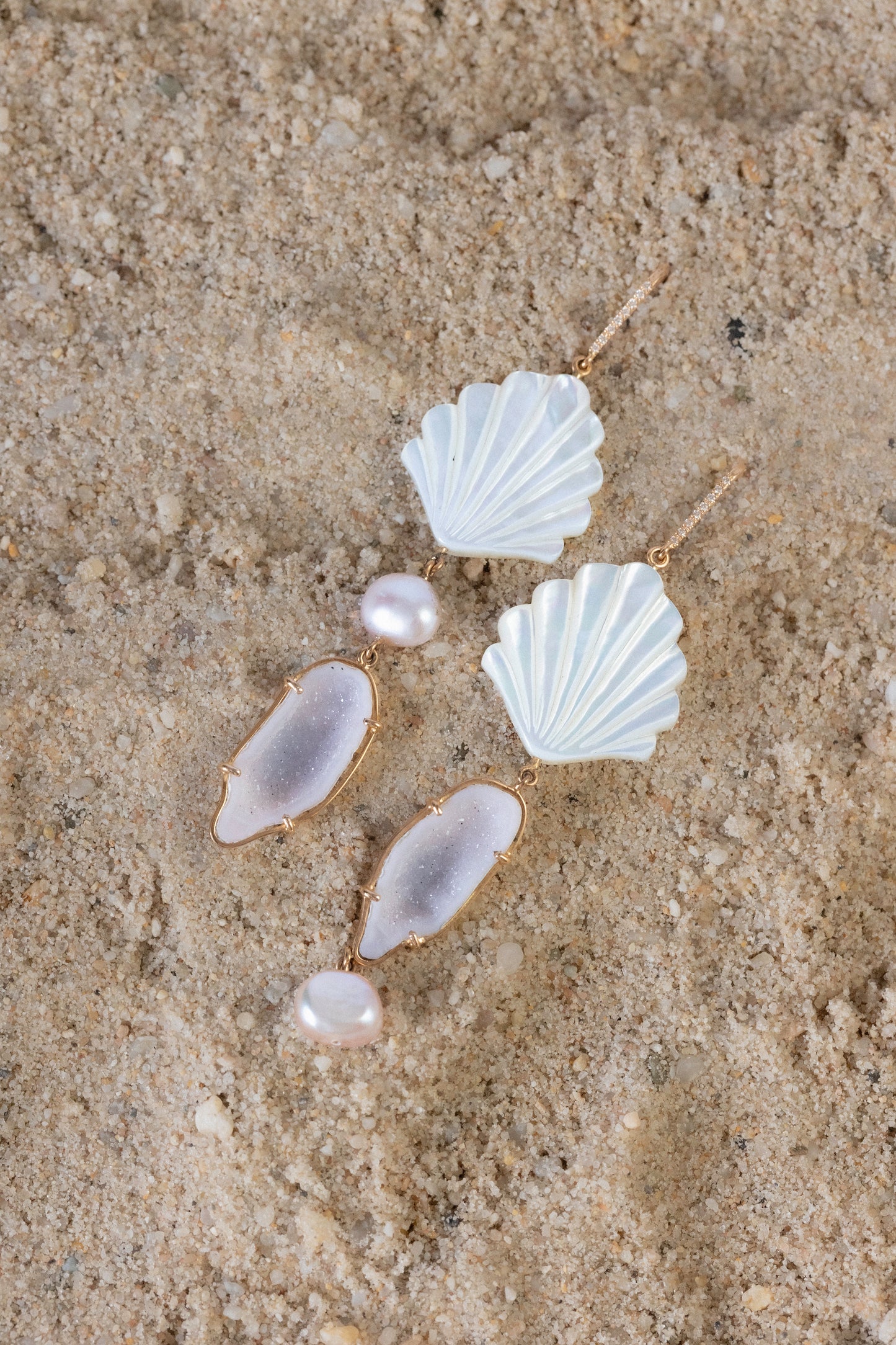 Ocean Geode earrings, white