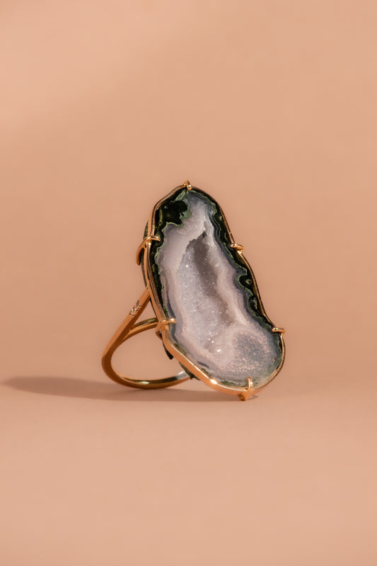 Atlas ring, Violet