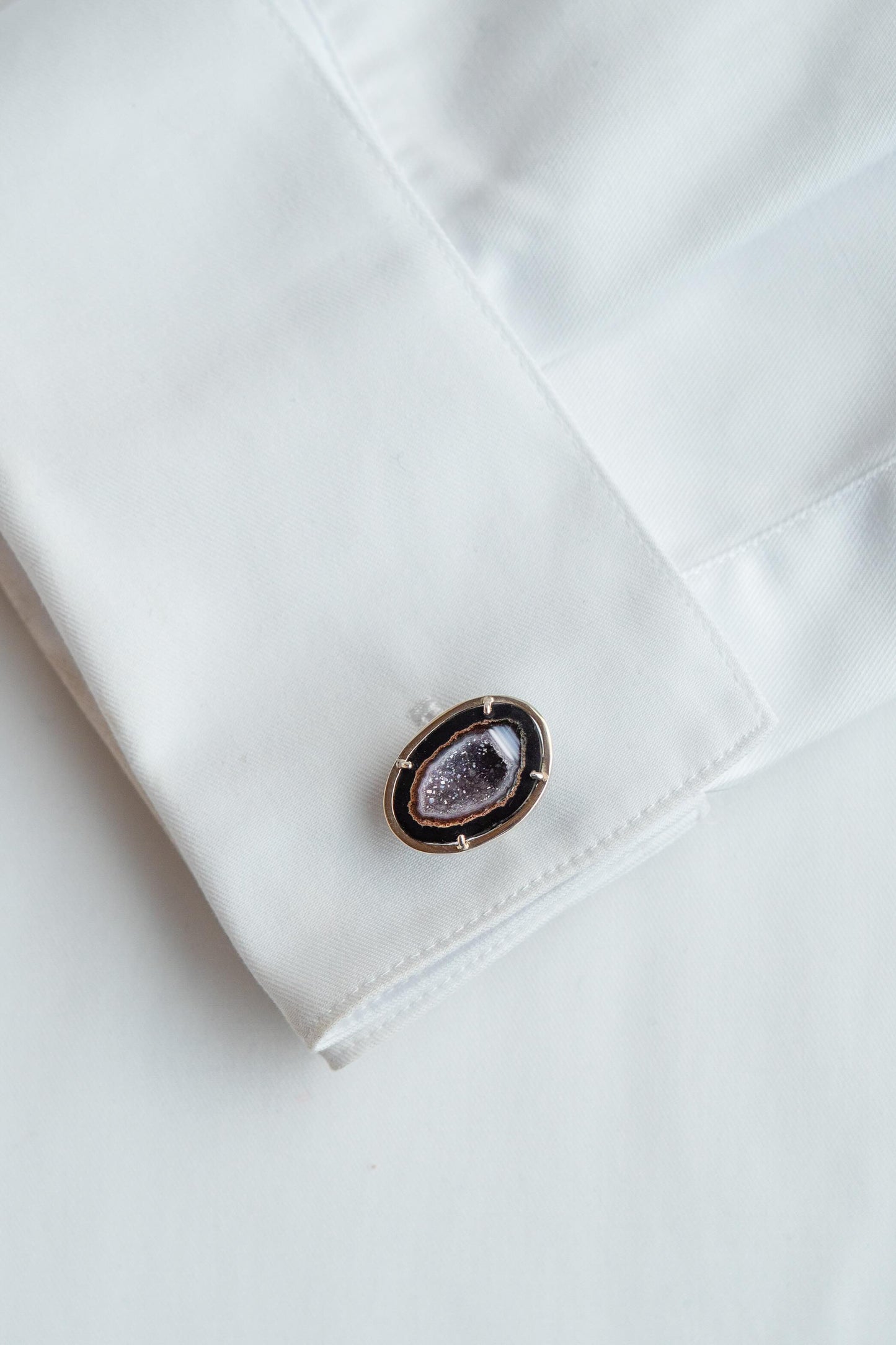 Cufflinks, brown / black