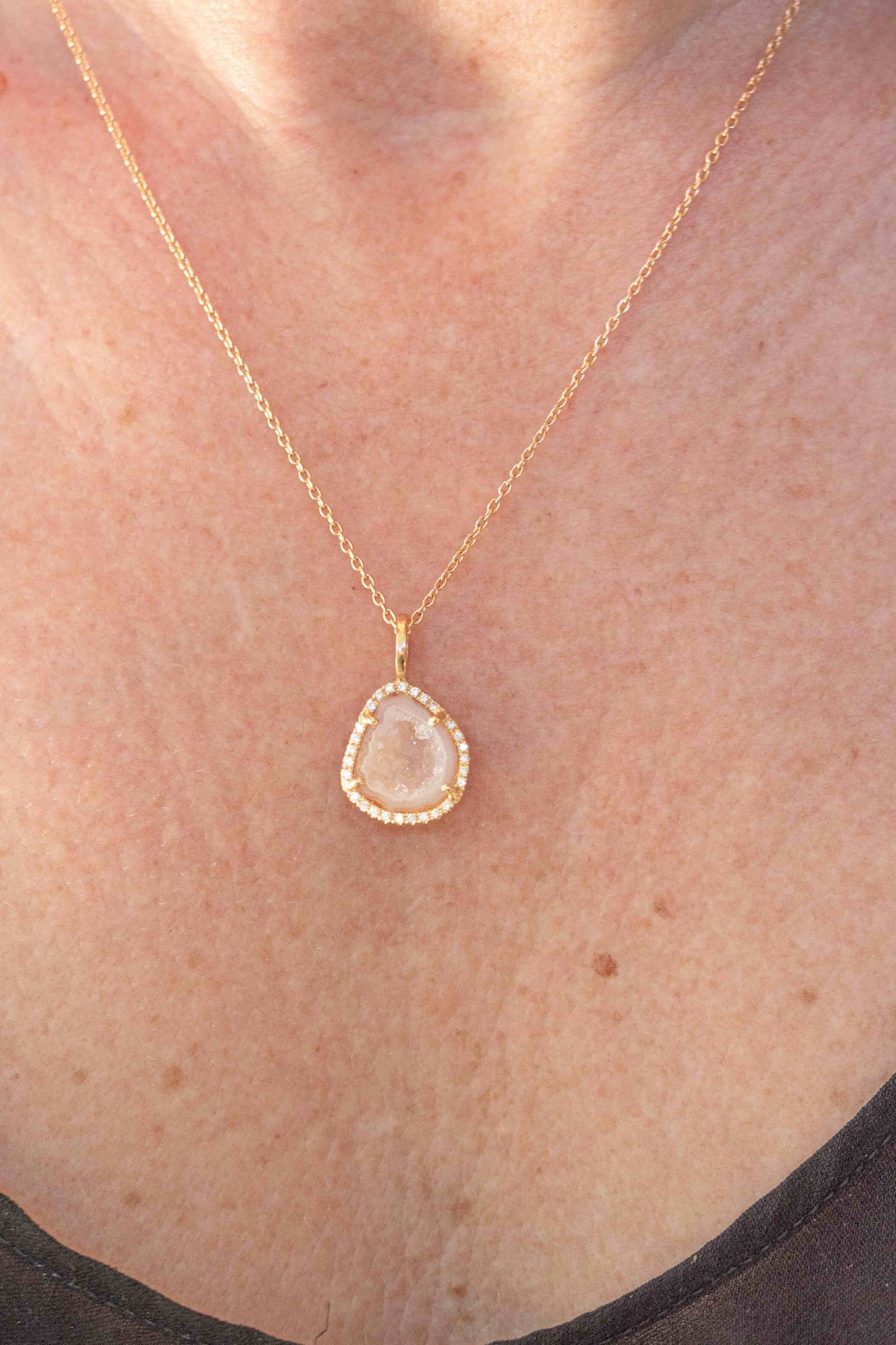 LOUISE pendant, egg white