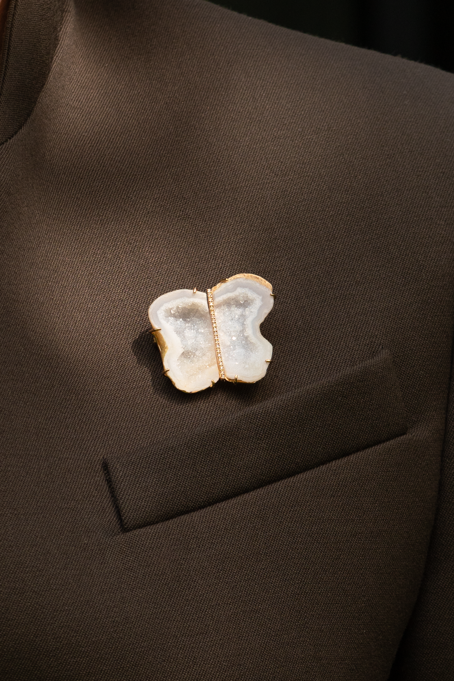 BROOCH