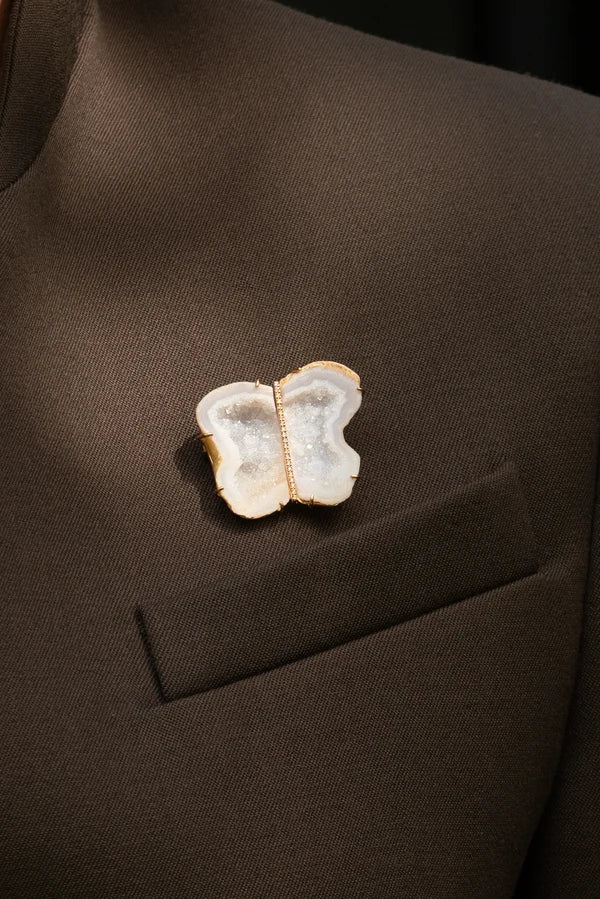 BROOCH