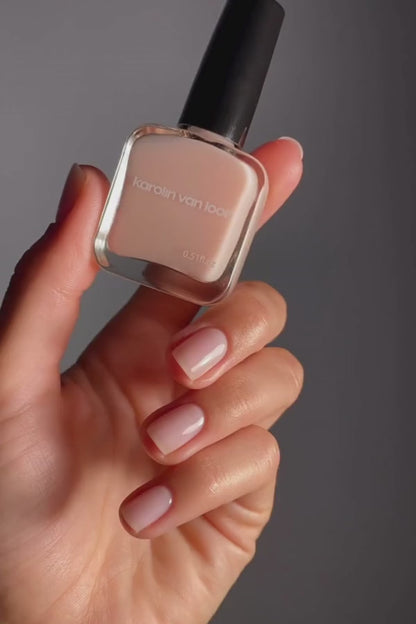 26 la première - vegan base coat