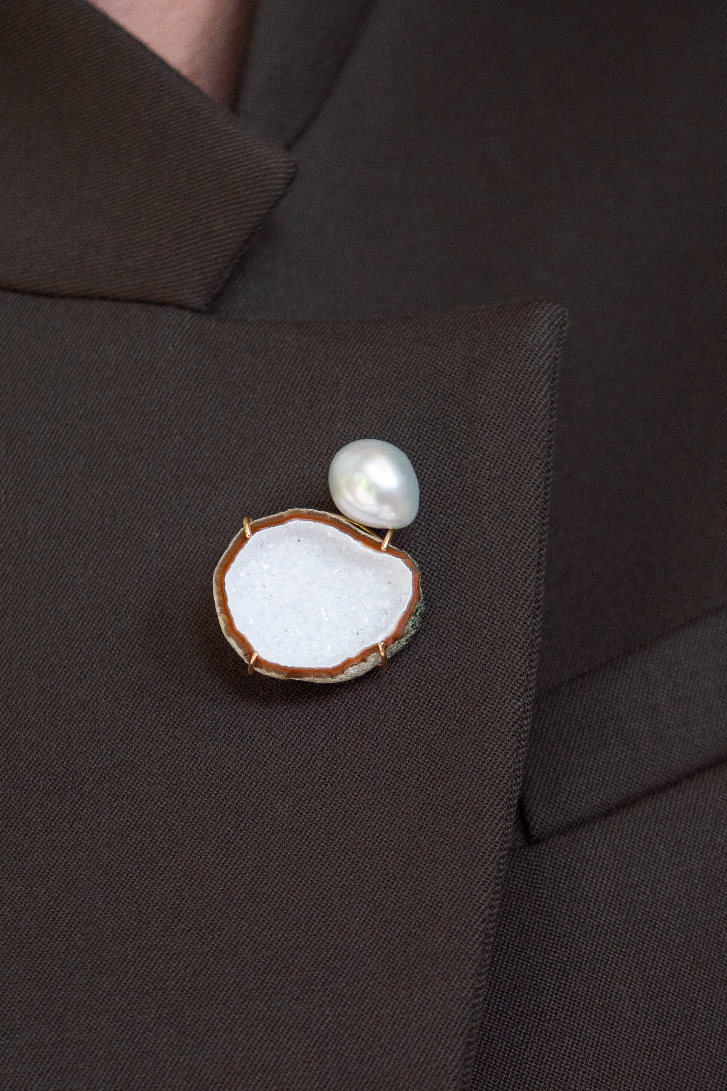 BROOCH