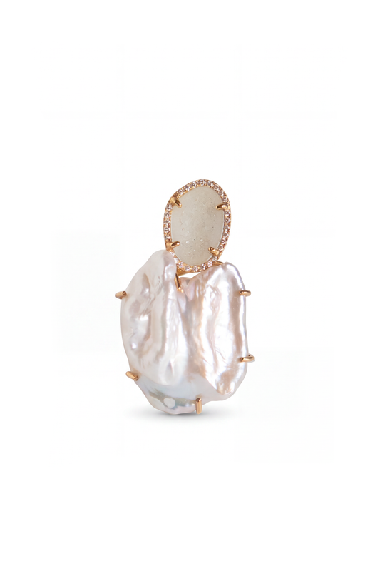 Clio ring, pearl white
