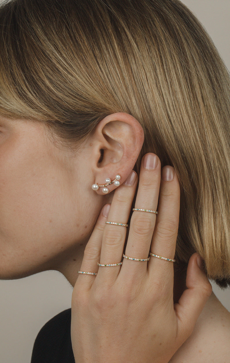LOTUS earring, diamonds and pearls